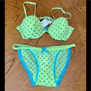 ****** Matching bra and panty ******